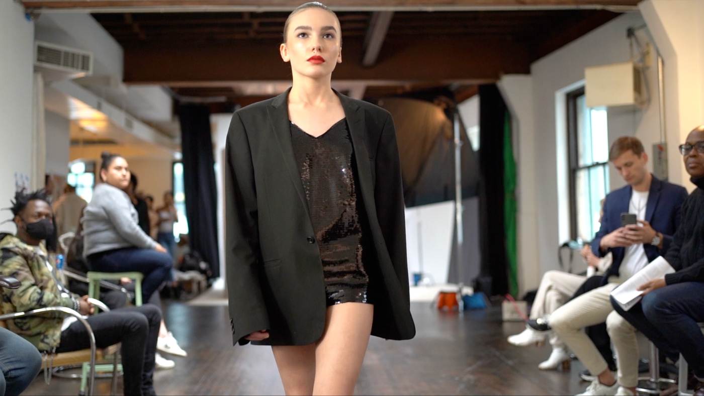 Explore the World of Modeling for Teenagers NY | Skylar Modeling